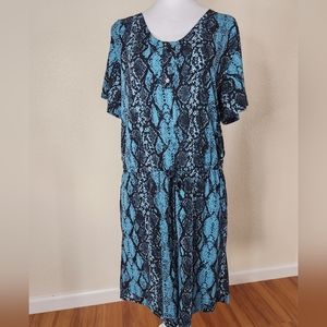 LULAROE Xanthe Jumper NWT Medium Shorts Pockets Teal Snake Skin Jumpsuit Romper